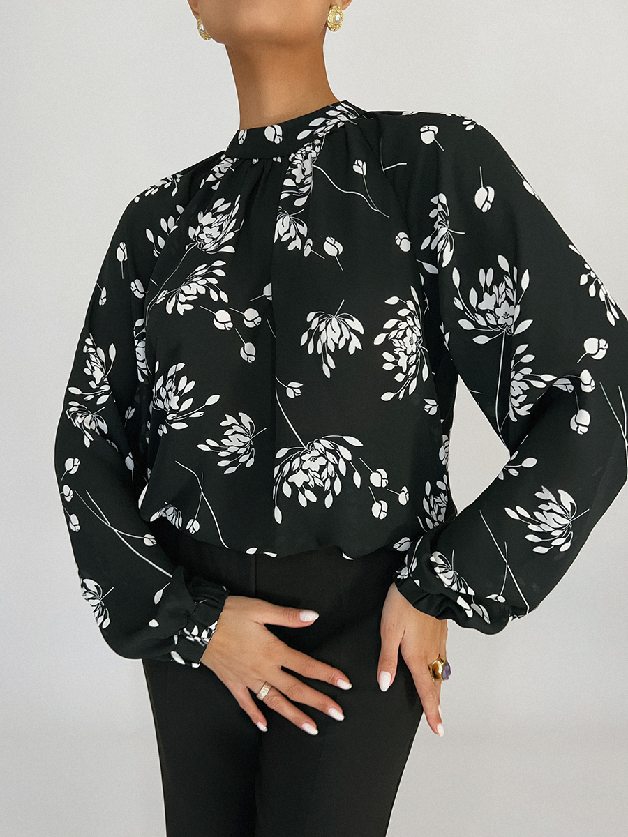 Блуза с объемными рукавами и цветочным принтом