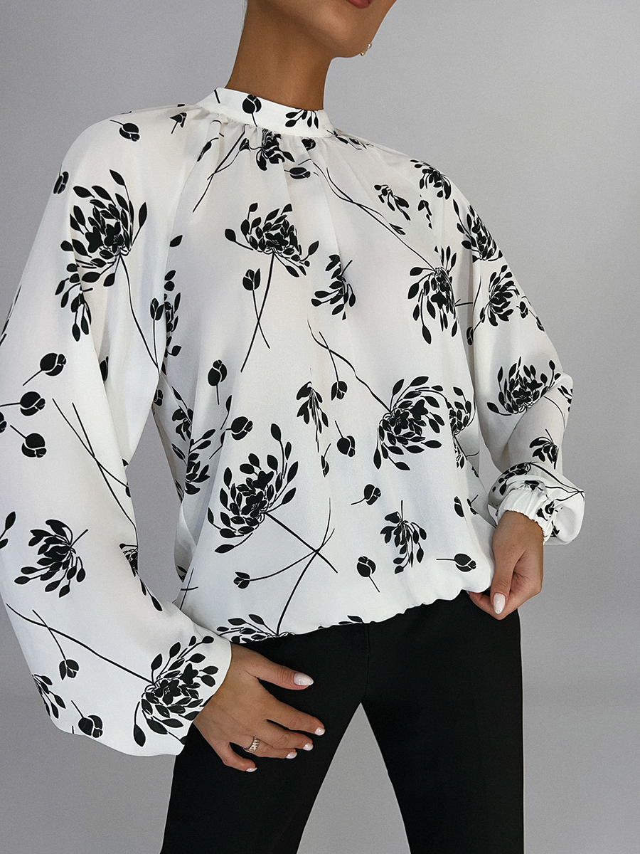 Блуза с объемными рукавами и цветочным принтом