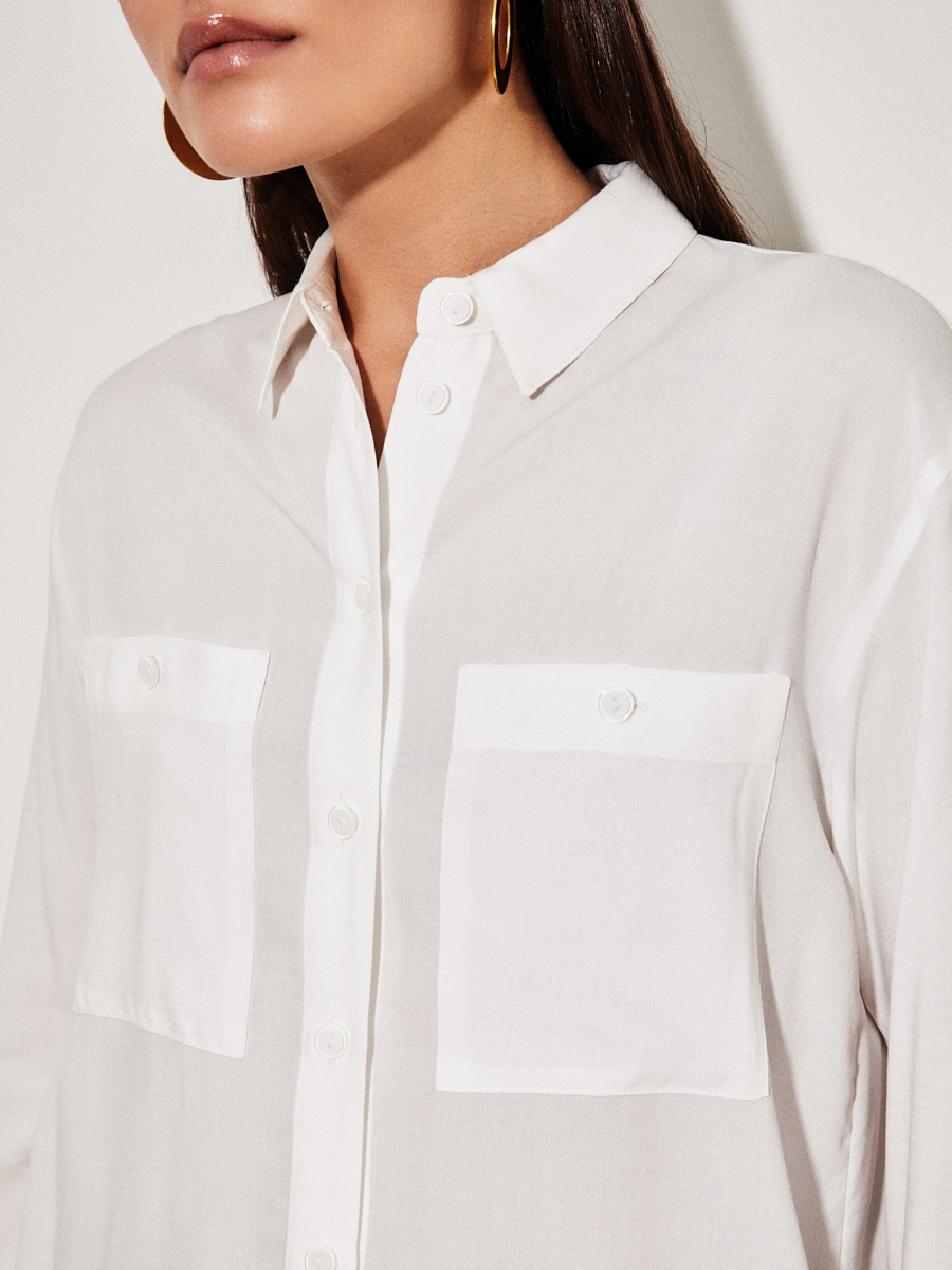 Рубашка прямая с двумя накладными карманами